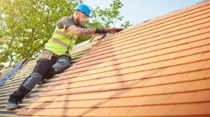 Best Commercial Roofing Services  in Cedarburg, WI